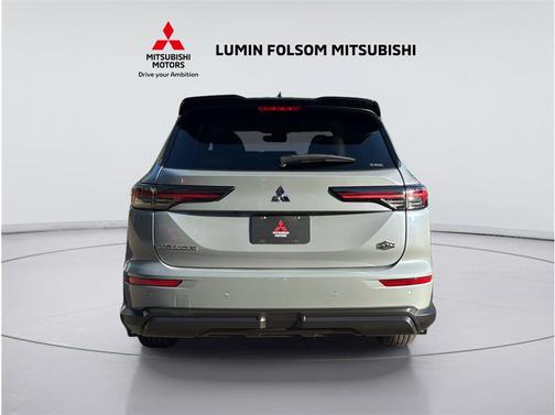Moonstone Gray Metallic/Black Roof 2026 Mitsubishi Outlander Trail Edition S-AWC