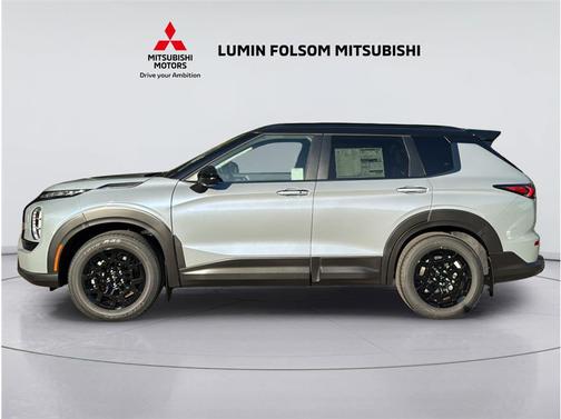 Moonstone Gray Metallic/Black Roof 2026 Mitsubishi Outlander Trail Edition S-AWC
