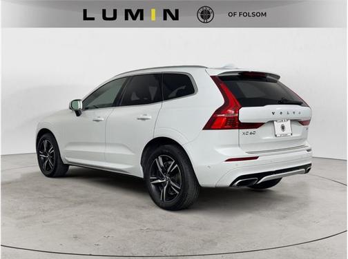 2018 Volvo XC60 T6 R-Design