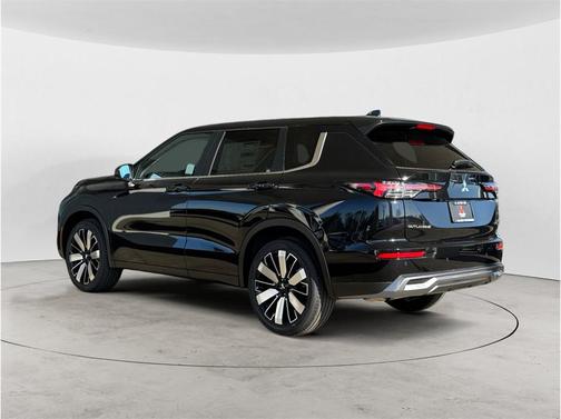 2026 Mitsubishi Outlander ES Sport Utility 4D