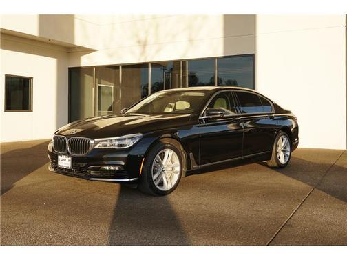 2018 BMW 750 i xDrive