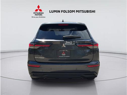No Color 2026 Mitsubishi Outlander SP