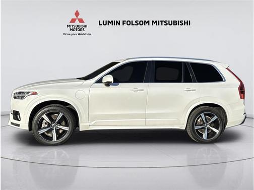 Crystal White Pearl Metallic 2017 Volvo XC90 Hybrid T8 R-Design