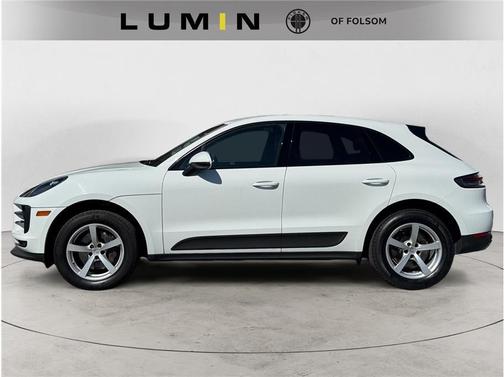 2021 Porsche Macan Sport Utility 4D