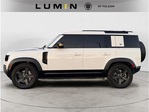 2022 Land Rover Defender 110 X-Dynamic SE