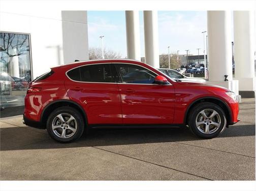2019 Alfa Romeo Stelvio Ti Sport
