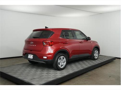2020 Hyundai VENUE SE