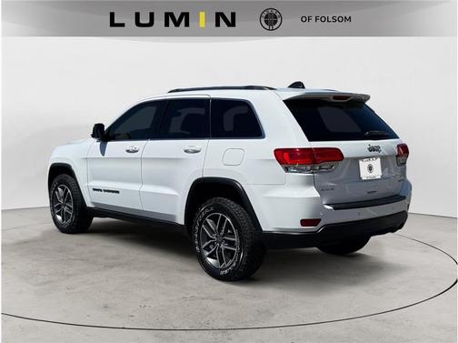 2019 Jeep Grand Cherokee Laredo