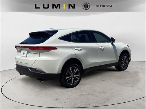 2022 Toyota Venza LE