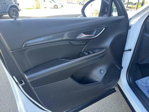 2023 Buick Envision Essence FWD
