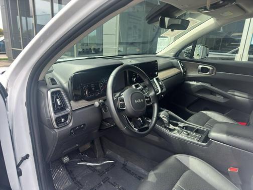 Glacial White Pearl 2023 Kia Sorento S