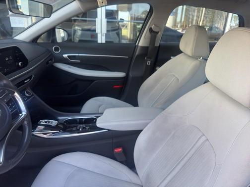 2021 Hyundai SONATA SEL