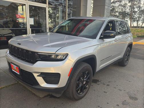 2024 Jeep Grand Cherokee Altitude