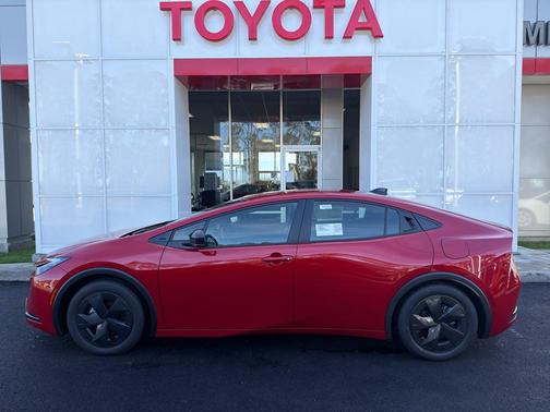 2026 Toyota Prius Plug-In Hybrid SE