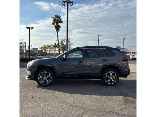 2025 Toyota RAV4 Hybrid SE