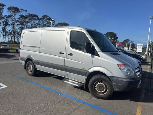 Brilliant Silver Metallic 2011 Mercedes-Benz Sprinter 2500
