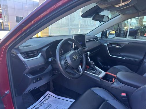 2023 Toyota RAV4 Adventure