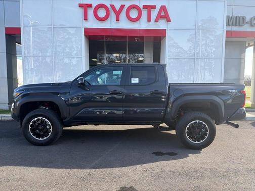2026 Toyota Tacoma Hybrid TRD Off Road