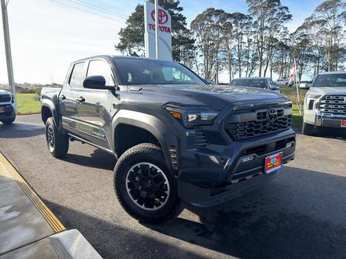 2026 Toyota Tacoma Hybrid TRD Off Road