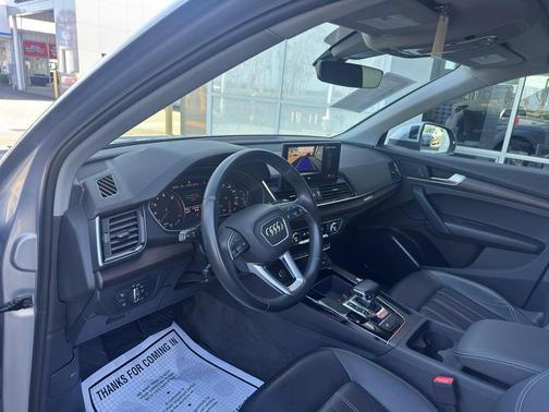 2023 Audi Q5 40 Premium