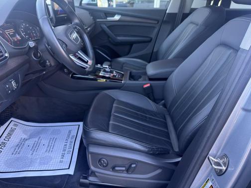 2023 Audi Q5 40 Premium