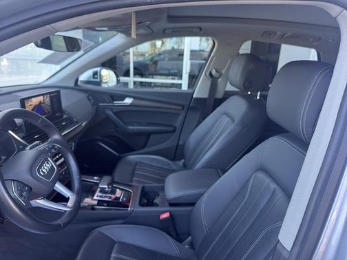 2023 Audi Q5 40 Premium