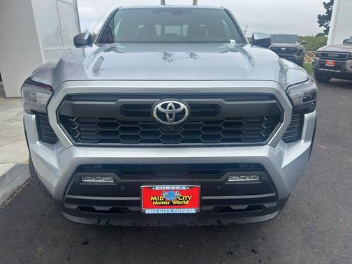 2025 Toyota Tacoma TRD Off Road