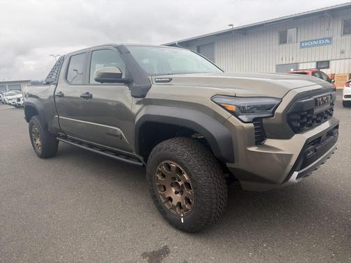 Bronze Oxide 2026 Toyota Tacoma Hybrid Trailhunter