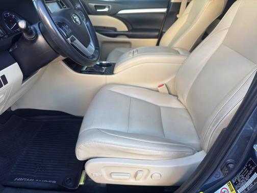 2019 Toyota Highlander Hybrid XLE