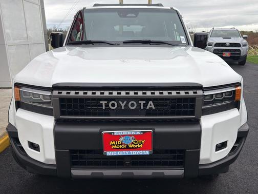 2026 Toyota Land Cruiser Base