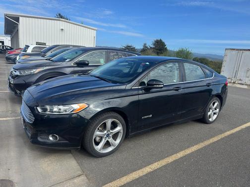2014 Ford Fusion Hybrid SE