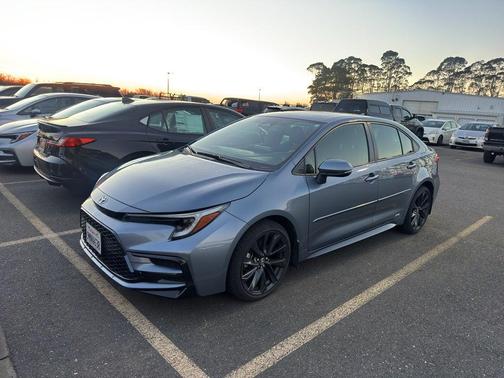 2024 Toyota Corolla Hybrid SE