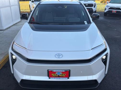 2026 Toyota bZ XLE Plus