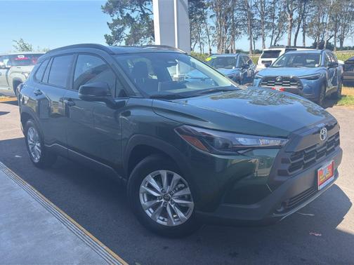 Cypress 2026 Toyota Corolla Cross LE
