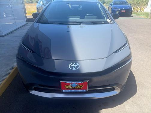Guardian Gray 2026 Toyota Prius Plug-In Hybrid SE