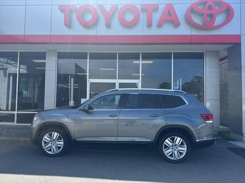 2018 Volkswagen Atlas 3.6L SEL Premium