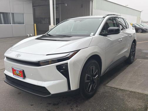 2026 Toyota bZ XLE Plus