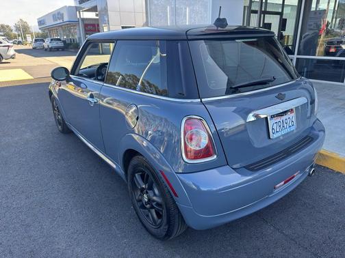2013 MINI Hardtop Cooper