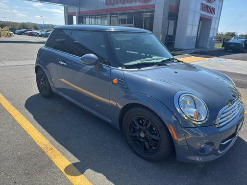2013 MINI Hardtop Cooper