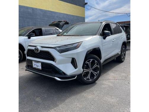 2025 Toyota RAV4 Hybrid SE