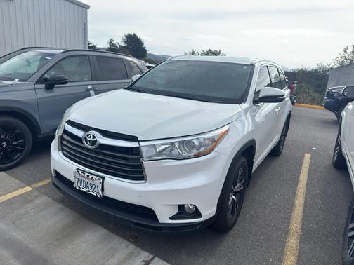 2016 Toyota Highlander XLE
