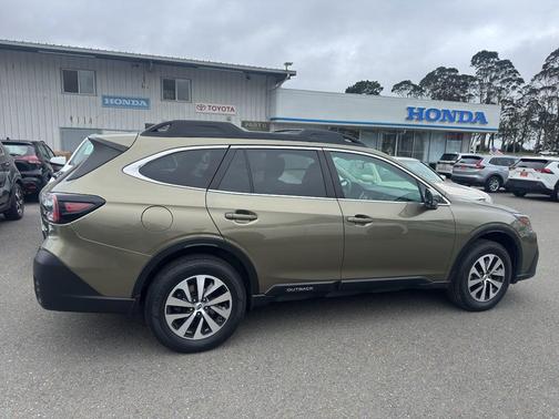 Autumn Green Metallic 2021 Subaru Outback Premium