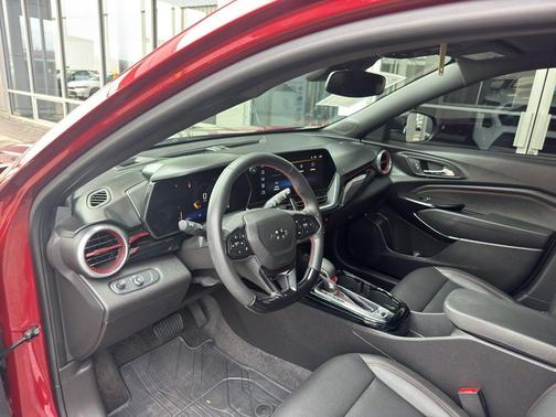 2025 Chevrolet Trax FWD 2RS