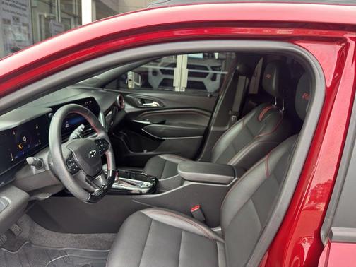 2025 Chevrolet Trax FWD 2RS