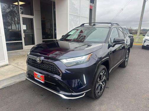 2025 Toyota RAV4 Hybrid SE