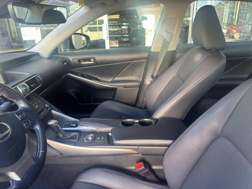 2020 Lexus IS 300 Base