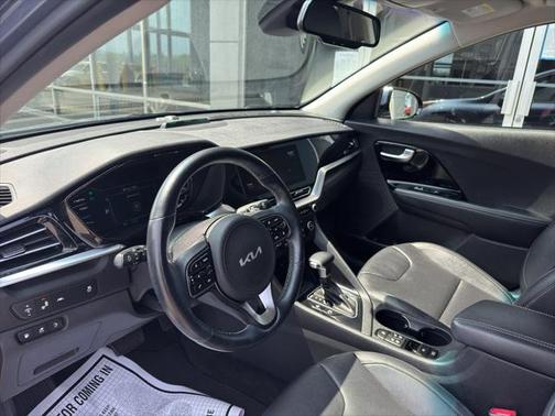 2022 Kia Niro Plug-In Hybrid EX Premium