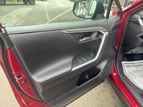 2022 Toyota RAV4 TRD Off Road