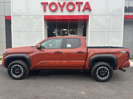 2025 Toyota Tacoma TRD Off-Road