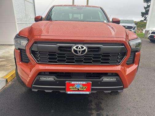 2025 Toyota Tacoma TRD Off-Road